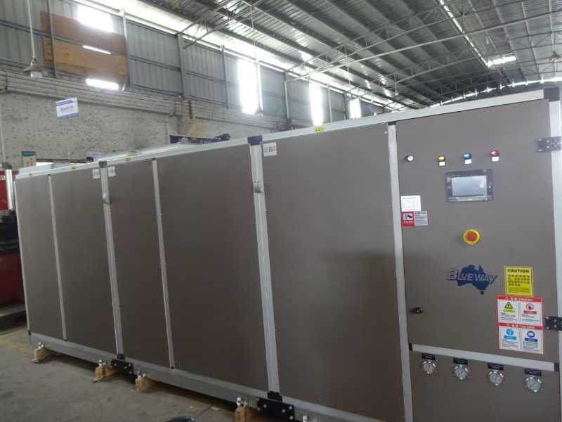 Livrer à temps : Système d'environnement de piscine intérieure